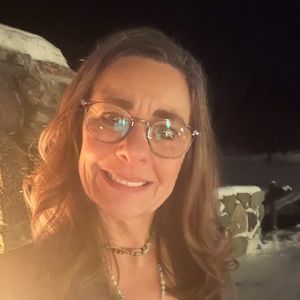 Meet your Posher, Beth